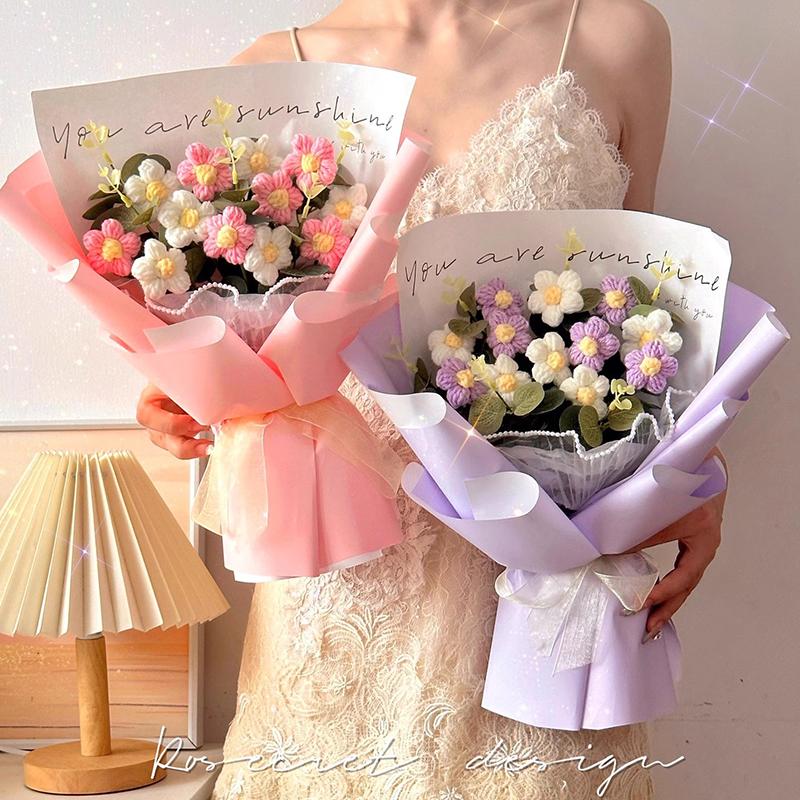 Artificial Flowers Bouquet Crochets Flower with Lights Wedding Guests Gift Graduation Bouquet Teachers' Day Gift Christmas Decor