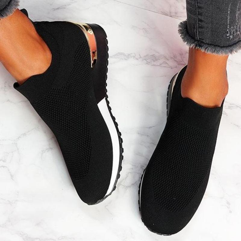 Comfortable and breathable fly-woven casual shoes women's large size women's shoes new round head running shoes