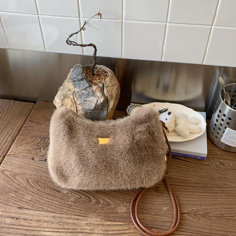 

Осенне-зимняя модная плюшевая сумка-тоут женская универсальная плюшевая сумка через плечо в зарубежном стиле кофейный