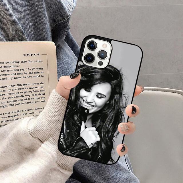 

Demi Lovato image paintings Phone Case Back Cover for iPhone 17 Air 16e 15 14 13 11 12 Pro Max Plus Shell Coque iPhone 13