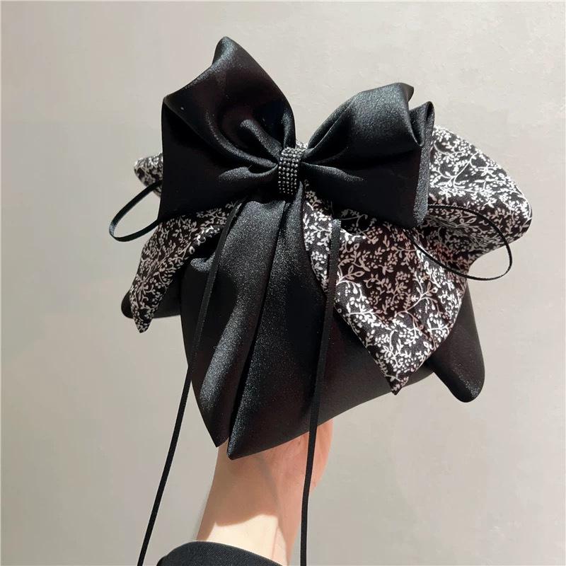 2024 Audrey Hepburn Elegant Luxury Hairpin: Versatile Shark Clip Headdress