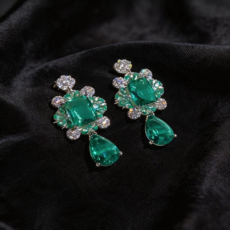 Silver Needle Luxury Zircon Water Drop Stud Earrings - Elegant European and Court-Style, High-end Design for Women.