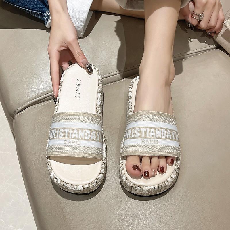 

Fashion Women Slippers Fashion Casual Designer Shoes Platform Sexy High Heel Sandals Anti-slip Slip on Slippers Big Size Slides Women 35