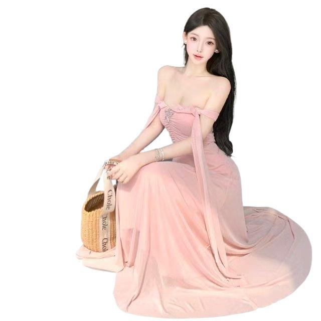 Pure Desire Gentle Wind V-neck Sexy Neck Chic Beautiful Super Fairy A Word Thin French Temperament Big Swing Dress Women