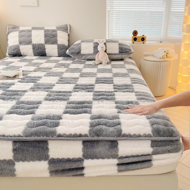 

3 шт. Плюшевая рельефная простыня на резинке, Плюшевый постельный комплект, Чехол-протектор для матраса, Всесезонное использование, Мягкая и удобная ткань 150*200CM