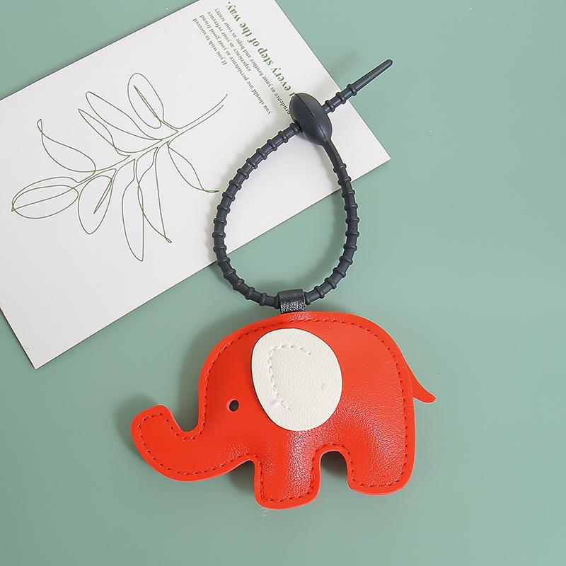 1Pcs Leather Animal Pendant Cartoon Elephant Keychain For Women Bag Charm Decoration Key Chain Holder Gift