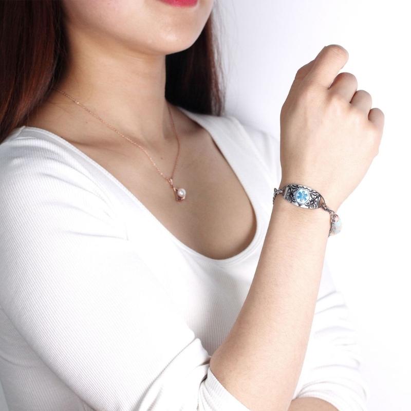 Verstellbares Medicals Alert ID-Armband mit gravierbarem Anhänger, Edelstahl, doppellagiges Armband, Handgelenkschmuck