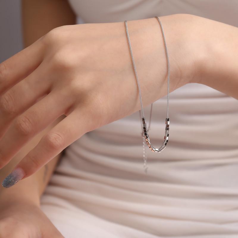 New Summer Small Square Geometric Necklace for Women Ins Cold Style Jewelry Versatile Necklace
