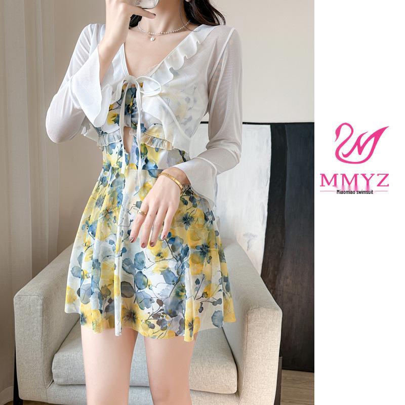 

Серия «Море цветов»: Женский консервативный утягивающий купальник-боди с шортиками, большого размера, в стиле юбки XL (110-120 jin) жёлтый