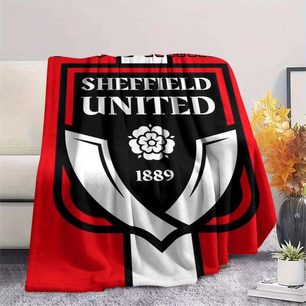 1PC Custom Name Sheffield United FC Patterned Flannel Blanket Suitable For All Seasons for Home Decor Warmth and Comfort Gifts Holiday Present