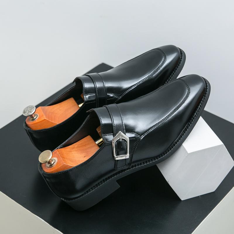 Fashion Hot Selling Men's Leather Casual Shoes Europe America Versatile Home Commuting Loafers Soft Soles Comfortable Men's Flat Shoes