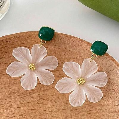 White Flower Earrings For Women, Niche Design High-End Earrings, Fresh Temperament Versatile Earrings