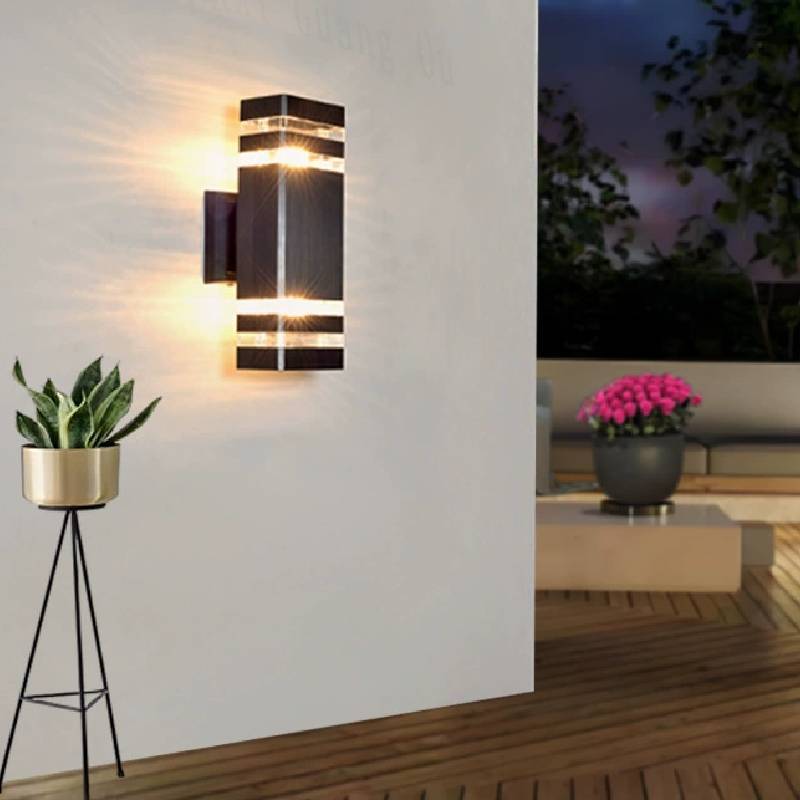 Stylish Minimalist Outdoor Wall Light Waterproof Luminaire For Entryways And Patios