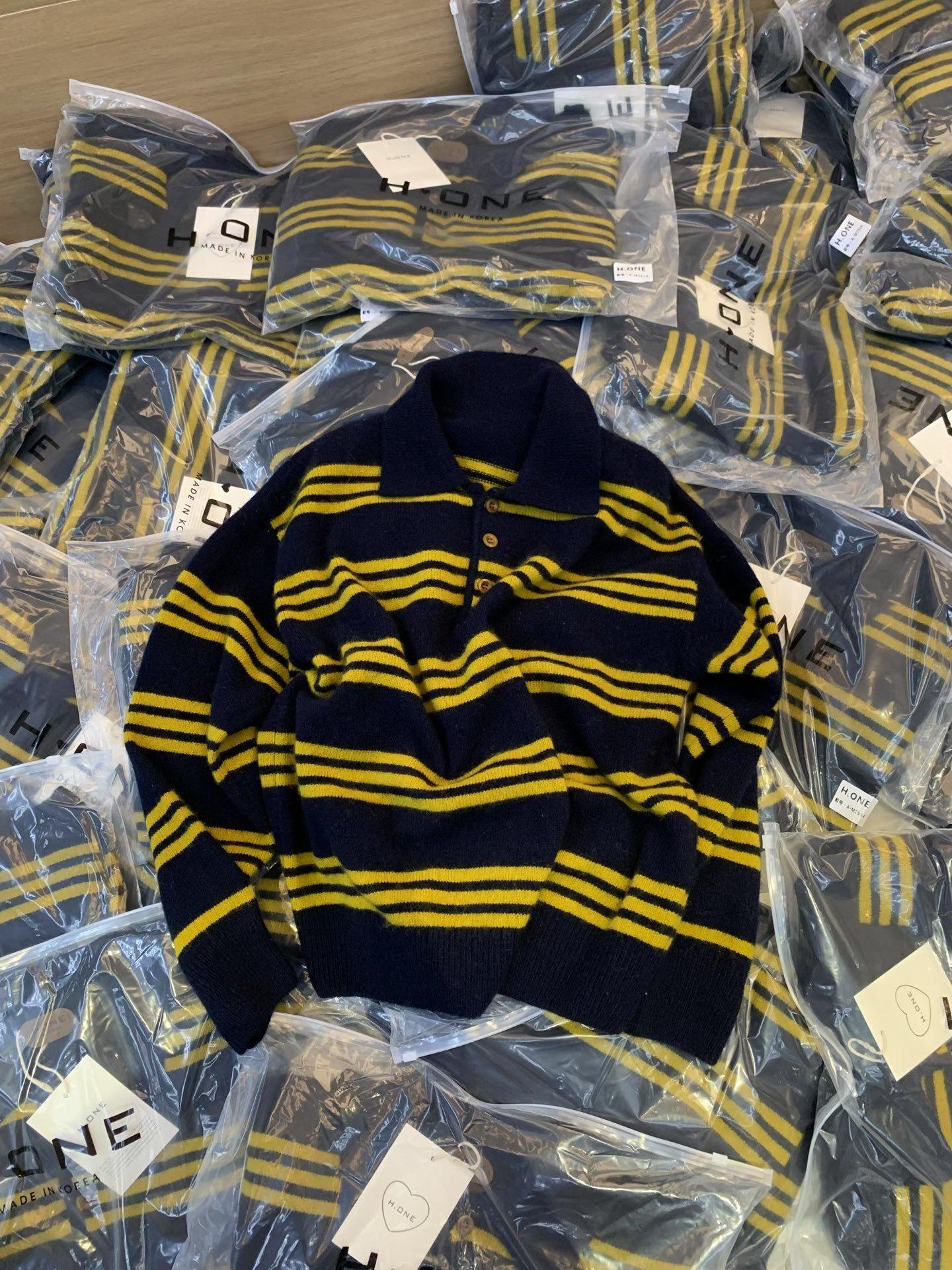 

Винтажный японский полосатый шерстяной вязаный топ в школьном стиле с отложным воротником One Size жёлтый