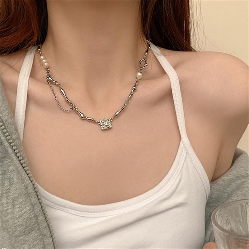 Pearl Black and White Zircon Necklace - Trendy Sweet & Spicy Girl Clavicle Chain - Niche Light Luxury Accessory