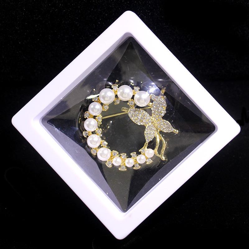Exquisite Pearl Scarf Buckle: Rhinestone Butterfly Brooch & Bow