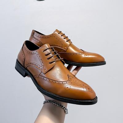 Fashion Men's Brogue Shoes British Style Business Shoes Classic Leather Dress Shoe Hollow Out Design Oxfords Wedding Party Shoes for Men