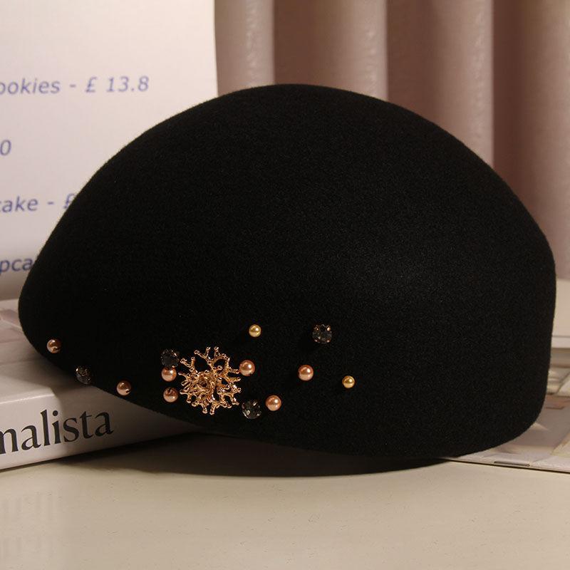 %100 Yün Keçe Bereler Şapkalar Boncuklu İngiltere Retro Siyah Kırmızı Şapka Kışlık Sıcak Marka Şapka Üst Düzey Kokteyl Partisi Fedora Şapkalar Moda