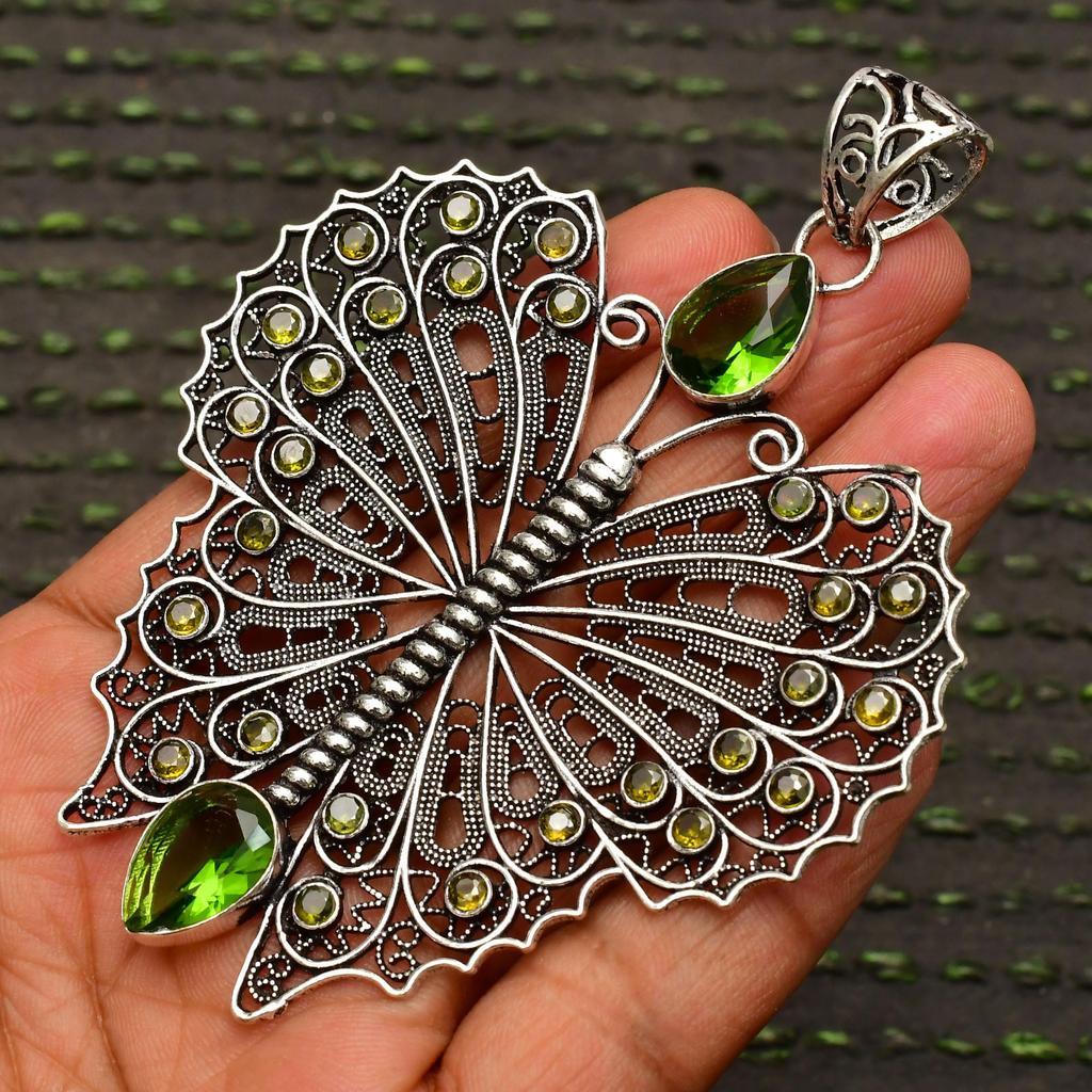 Peridot Gemstone Pendant : 925 Sterling Silver Handmade Jewelry Pendant