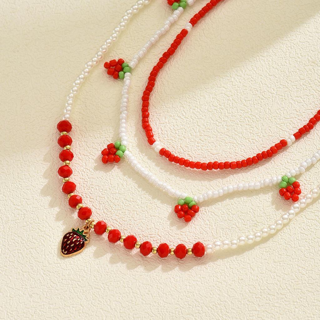 Pearl Necklace Set European and American Jewelry New Strawberry Necklace Small Fresh Soft Pottery Rice Bead Neck Chain Women
