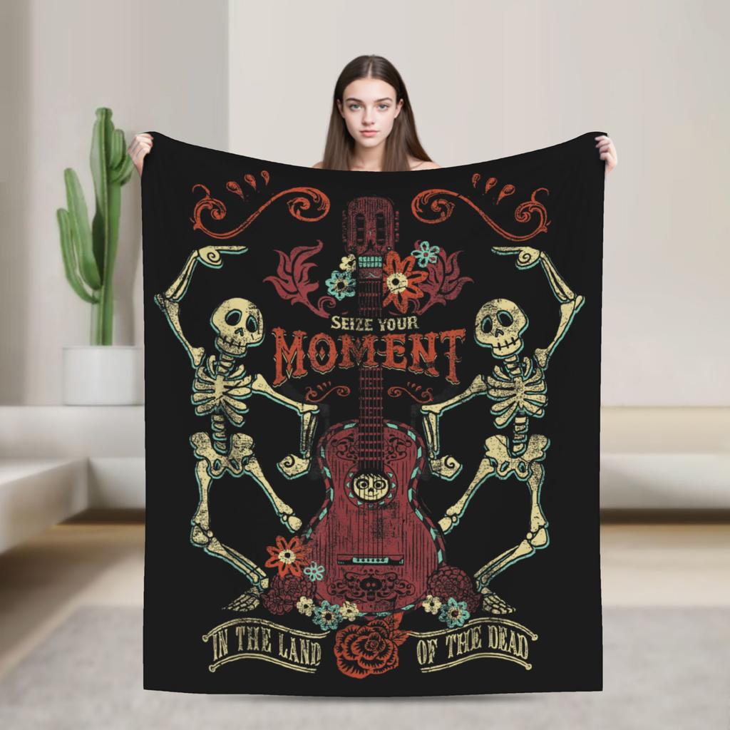 Coco Miguel und Dante Pack den Moment ein Flanell-Decke Tragbar Leicht Dünn Überwurfdecke Heim-Bettwäsche Überwürfe Teppichstück