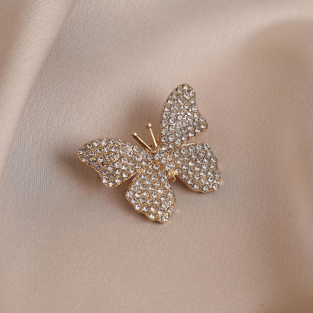 

Брошь в виде фиолетовой бабочки, ощущение высокого класса, легкая роскошь, женская булавка высокого класса, корсаж с защитой от света, универсальный костюм и аксессуары