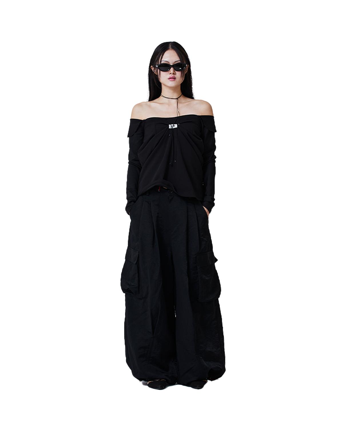 One Two Two Folded Shape Off-Shoulder Black