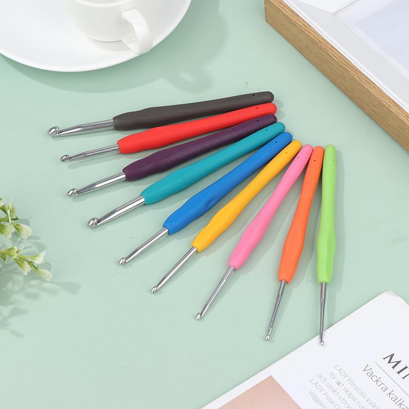 1PC Grip Ergonomic Handle Knit Weave Craft Sewing Tools Crochet Knitting Crochet Hooks Kit Rubber Handle Crochet Hooks Needles