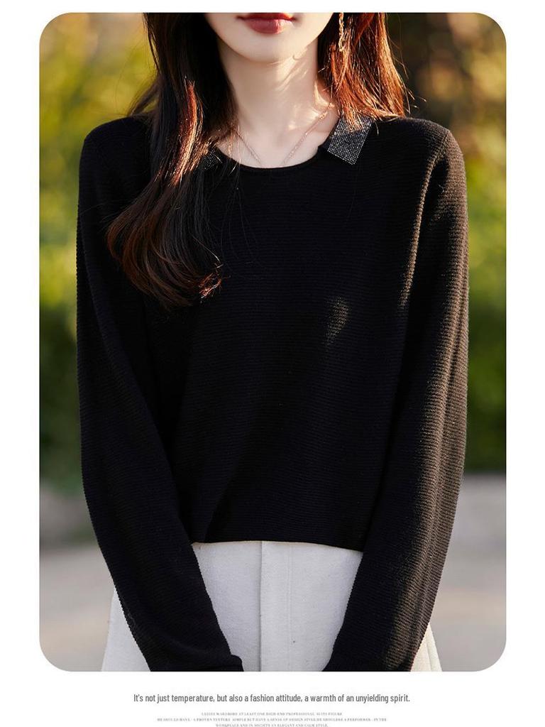 Women's Merino Wool Turn-Down Collar Cardigan Pullover Sweater - Fashionable Knitwear Base Layer.