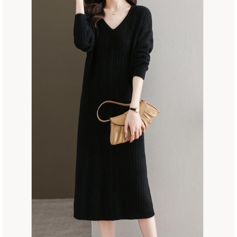 V-neck knitted dress women's autumn and winter temperament plaid long loose large size bottoming sweater skirt