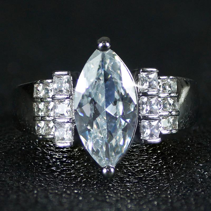 

Elegant Marquise Zircon Inlaid Diamond Ring for Engagement Size 8 белый