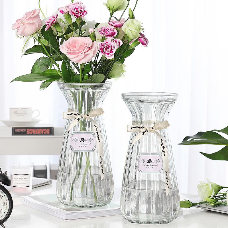 Декоративные стеклянные вазы для цветов