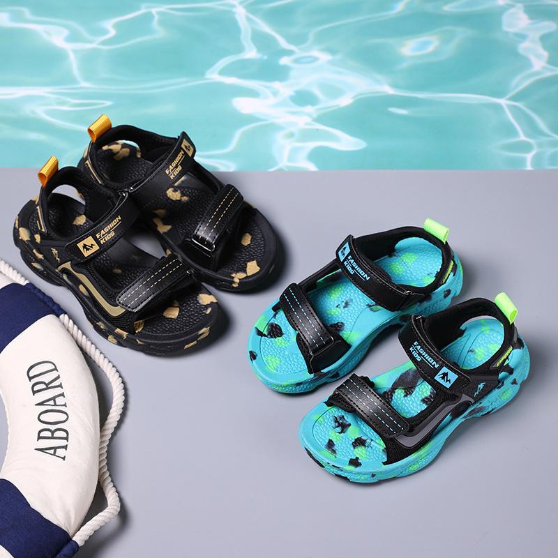 Casual boys lightweight beach sandals boys soft sole primary school students high heels medium and large waterproof new models