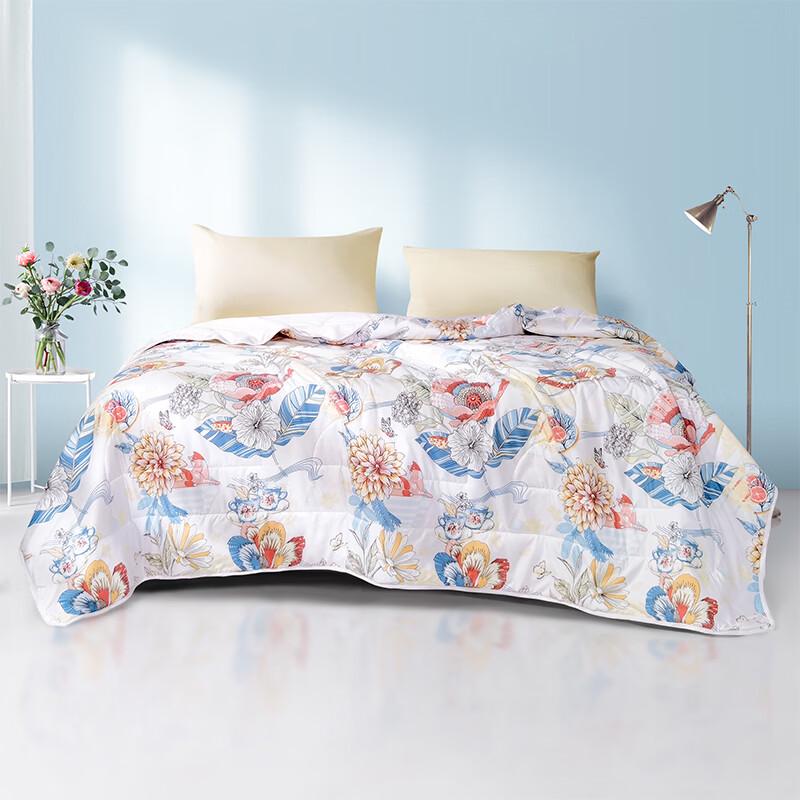 

FUANNA Seven-Hole Antibacterial Printed Summer Quilt