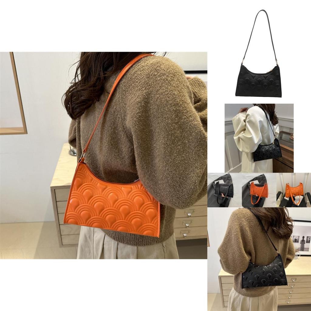 Stylish Versatile Crescent Bag Soft Pu Material With Convenient Zipper Closure For Everyday Fashion