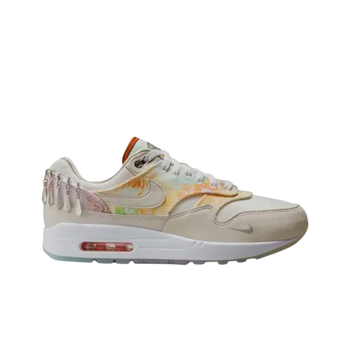 

(w) Nike Air Max 1 Phantom And Bright Mandarin 245