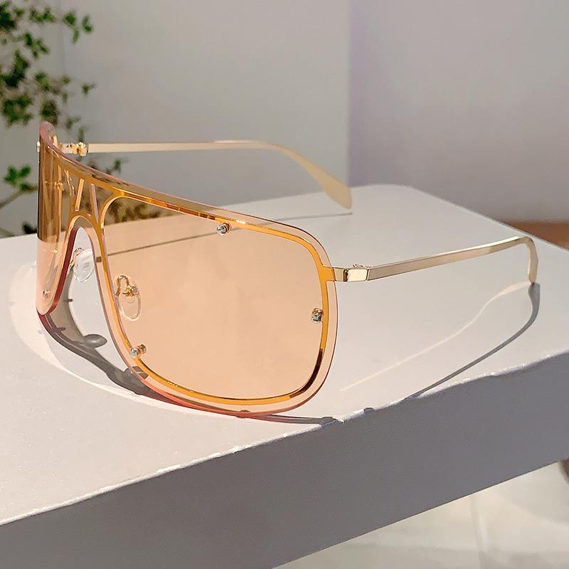 

KAMMPT Pilot Trend Retro Metal Decor Women Sunglasses Fashion Ladies Sun Glasses for Hiking Travelling as picture shows