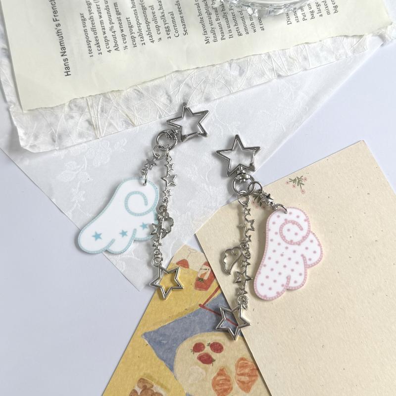 Y2K Stars Wings Keychain Glitter Shiny Pendant Kawaii Bag Hanging Decor for Y2K Style Outfit Accessory