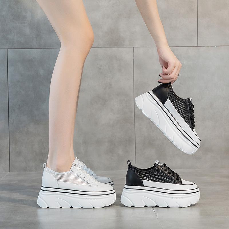 2025 new ins trendy sports and leisure thick-soled breathable leather Forrest Gump dad shoes women's small size height-increasing women's shoes