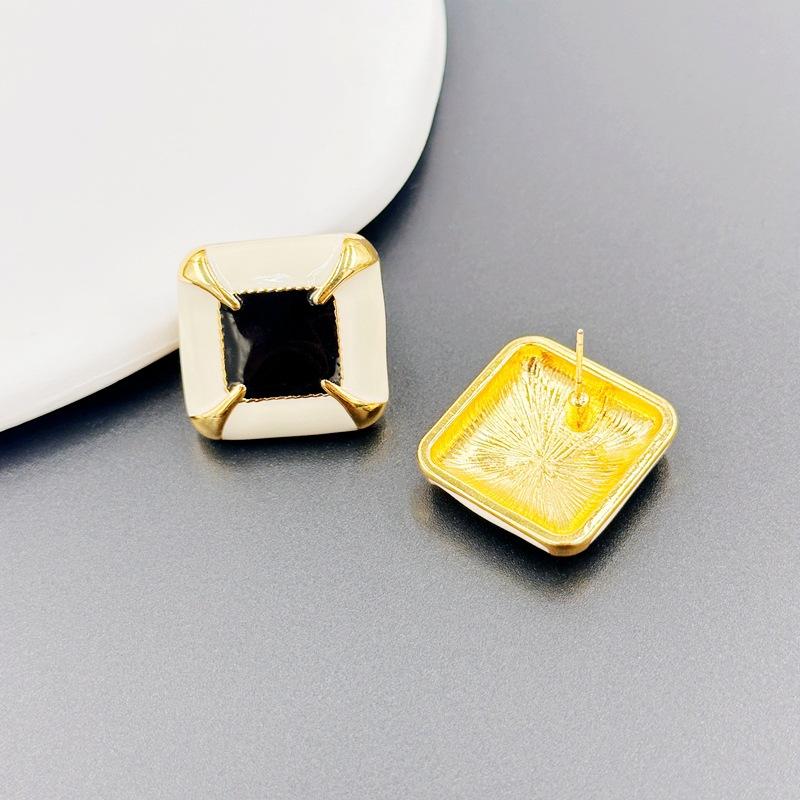 Hong Kong Style Retro Temperament Earrings Geometric Drop Glaze Simple Stud Earrings