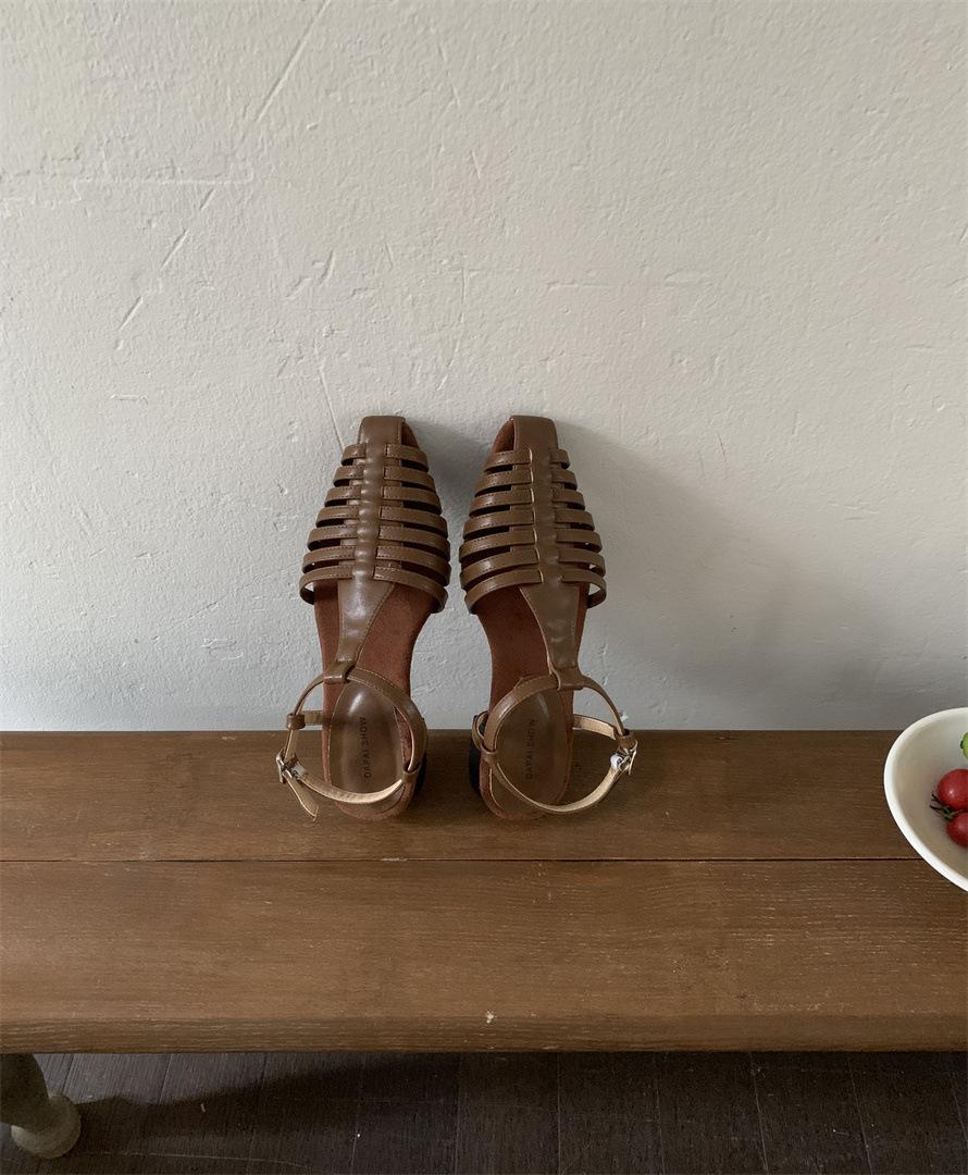 

Light luxury niche retro 2025 summer new women s shoes kitten heel low-top outer hollow flat single sandals 39 коричневий