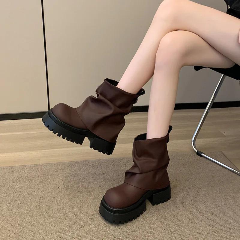 Móda 2025 Nové plisované kulaté špičky na silné podrážce britské jezdecké kozačky pod koleno podzimní móda na silném podpatku