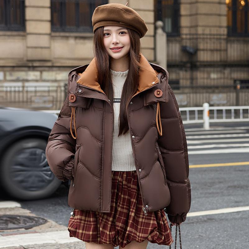 Cold-proof clothes women's short hooded contrasting colors winter new large-button casual cotton-padded clothes and cotton-padded jackets