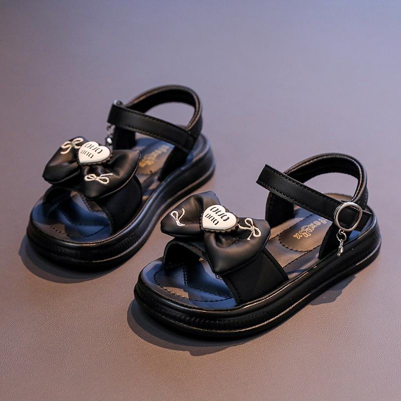 Children's beach shoes2026Summer new cute bowknot heart-shaped girls' solid color sandals for toddlers, young children, and older children