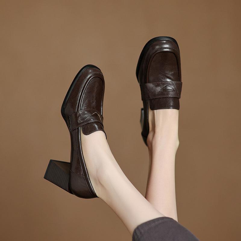 New four-season wear women's small leather shoes comfortable large size single shoes women's black high heels leather square heel thick sole non-slip