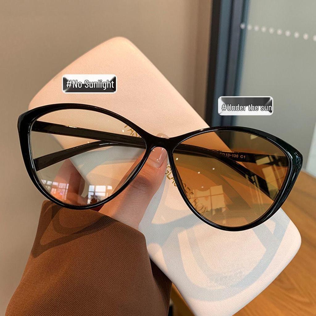 Katzenaugen-Farbwechselbrille für Damen – Stilvolle, Blaulicht blockierende Fassungen mit Korrektionsoption, Perfekt für Fotos und den Alltag.