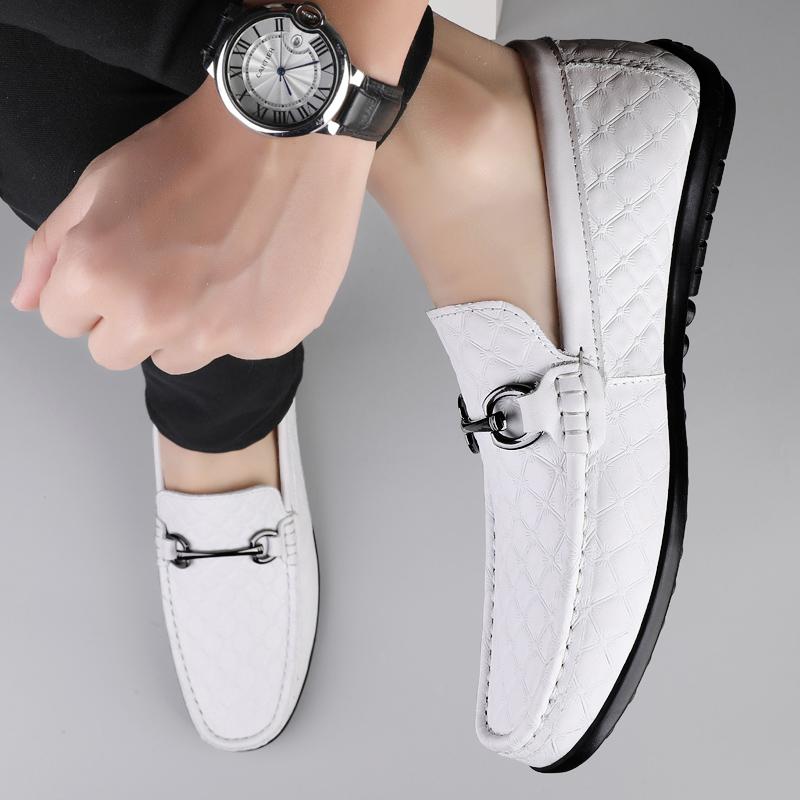 Fashion Spring New Men's Top Layer Cowhide Comfortable Bean Shoes Fashion Brand Men Breathable Soft Sole Anti Slip Casual Driving Shoes