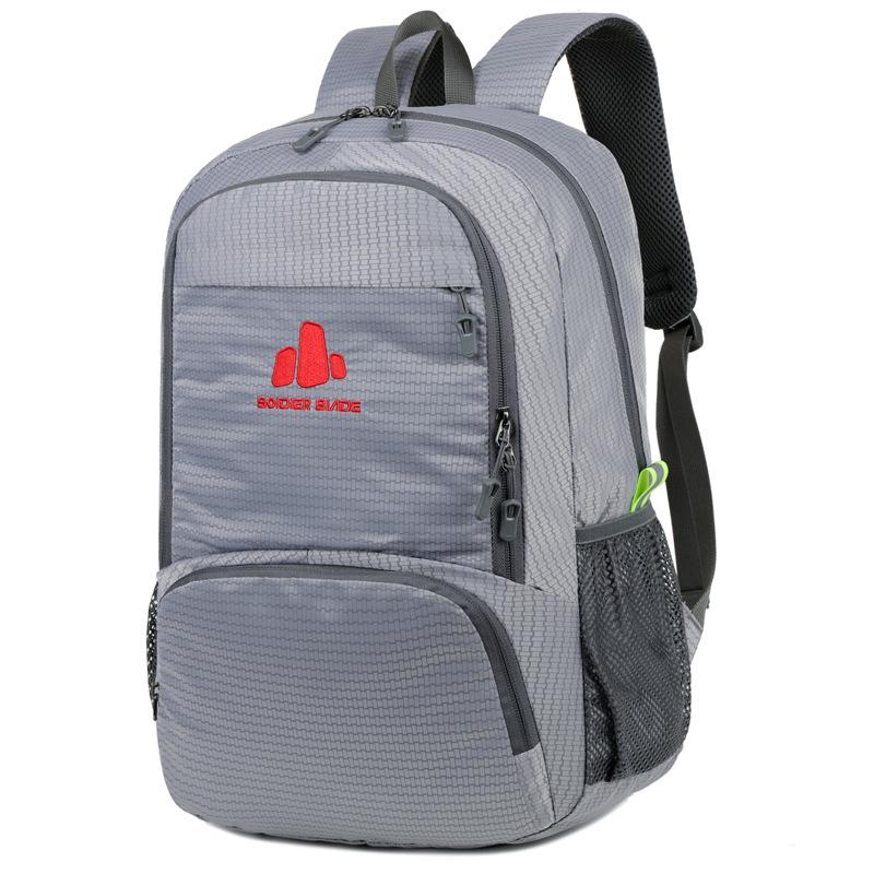 Der leichte, faltbare Rucksack ist eine Rucksacktasche für Studenten