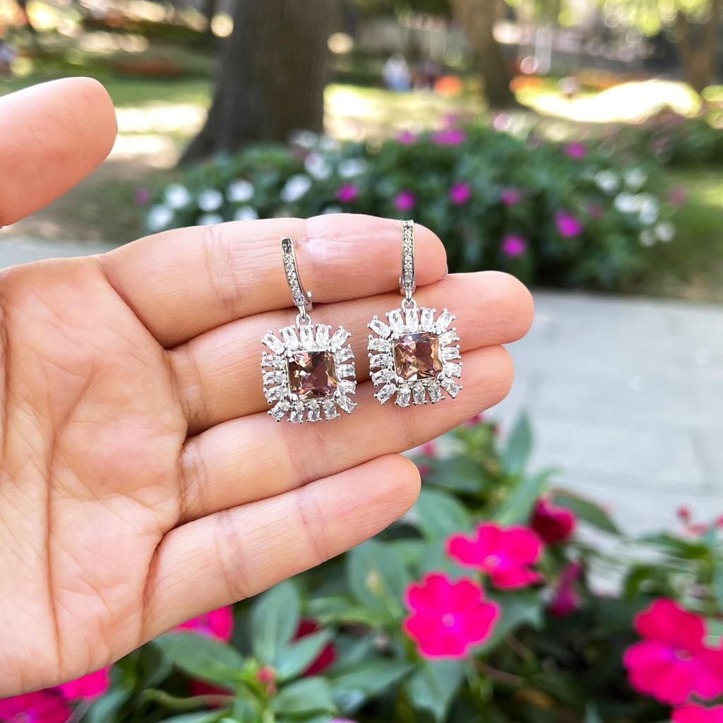 Farbwechsel Zultanit Stein Silber Ohrring, Sultanit Stein Baumelnder Ohrring, Diaspor Stein Ohrring für Frauen 925K