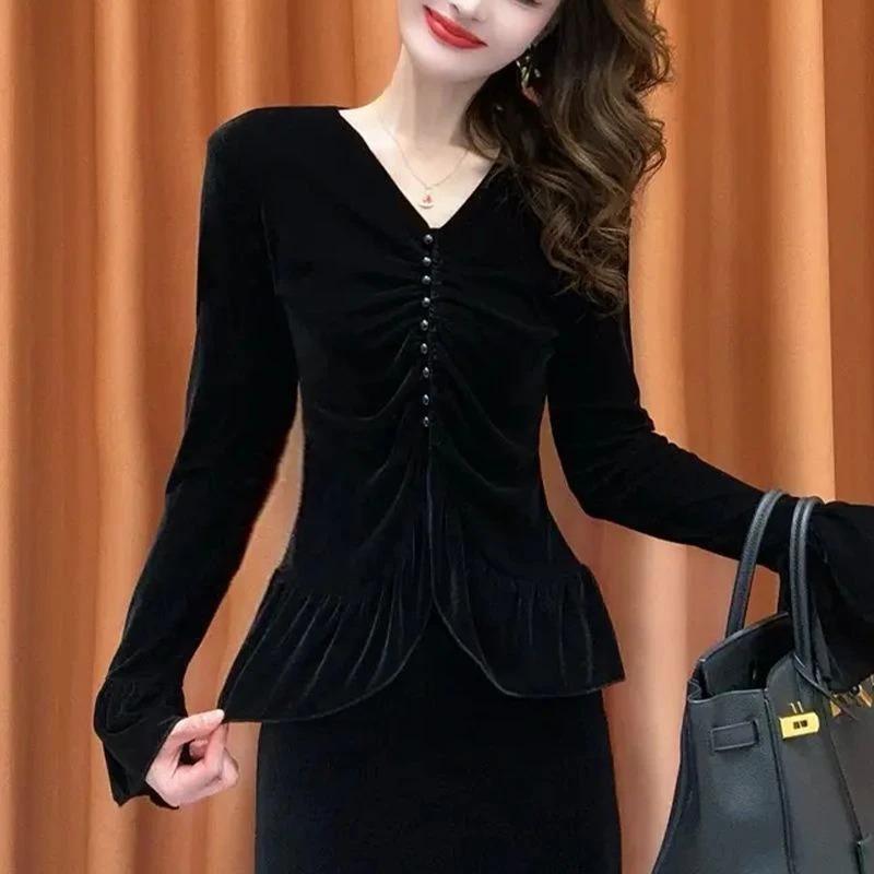 

Autumn and Winter New Design Fashionable Pleated Temperament V-neck Slim Ruffle T-shirt Velvet Trumpet Top for Women 2XL чорний